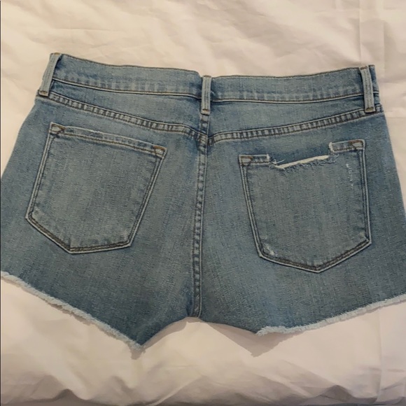 Frame Le Cutoff Jean Shorts - Picture 2 of 3